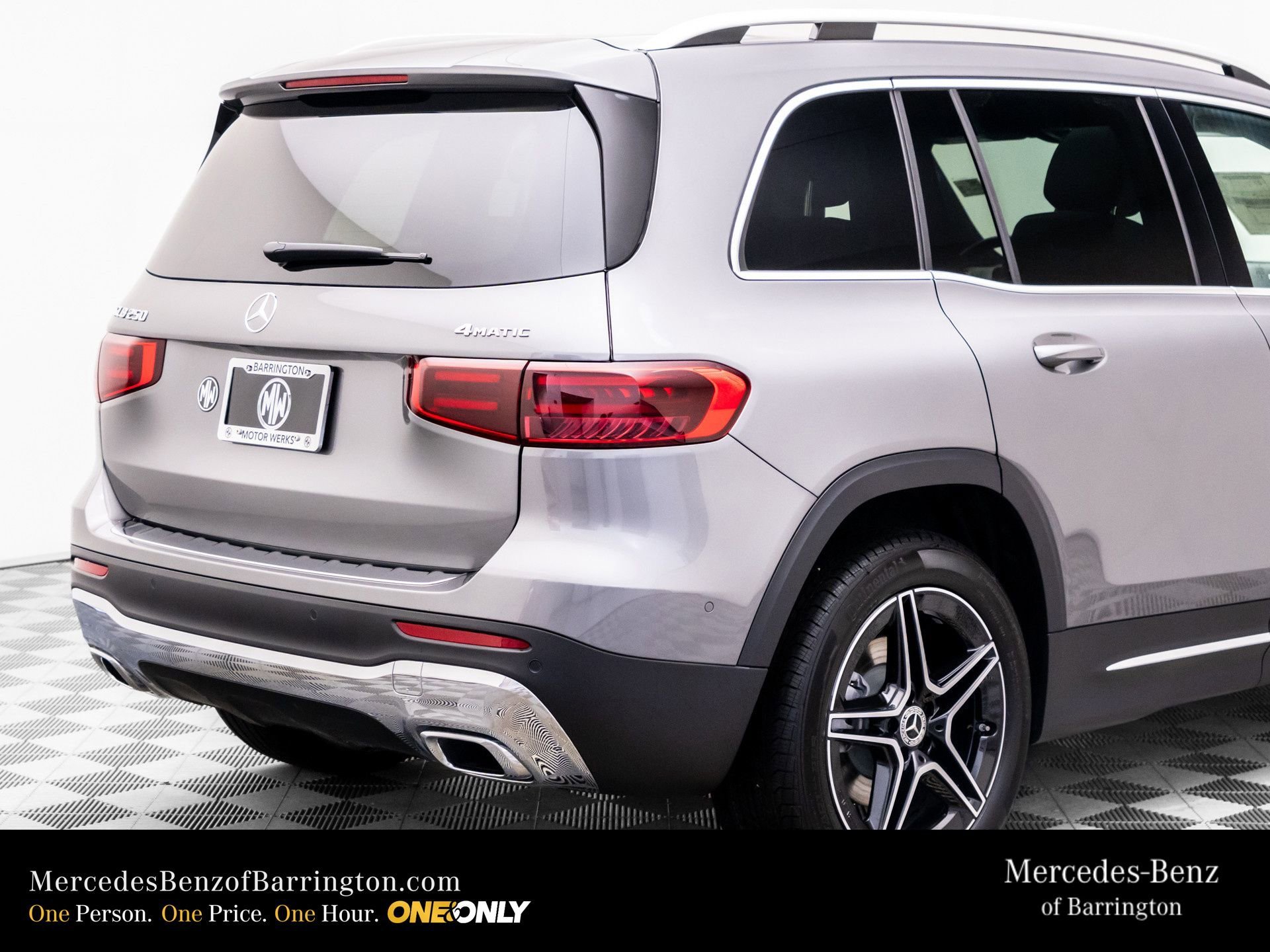 New 2026 Mountain Grey Metallic Mercedes-Benz GLB 250 image 75