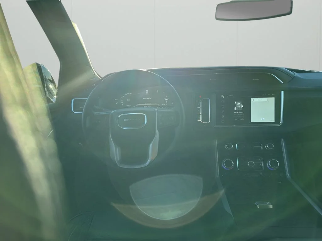 Used 2024 Black GMC Denali image 26