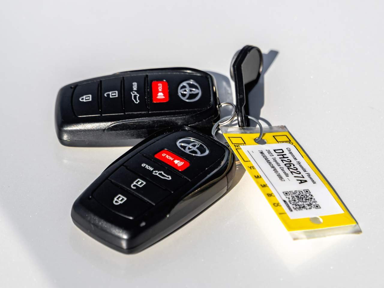 Used 2023 Wind Chill Pearl Toyota XLE image 21