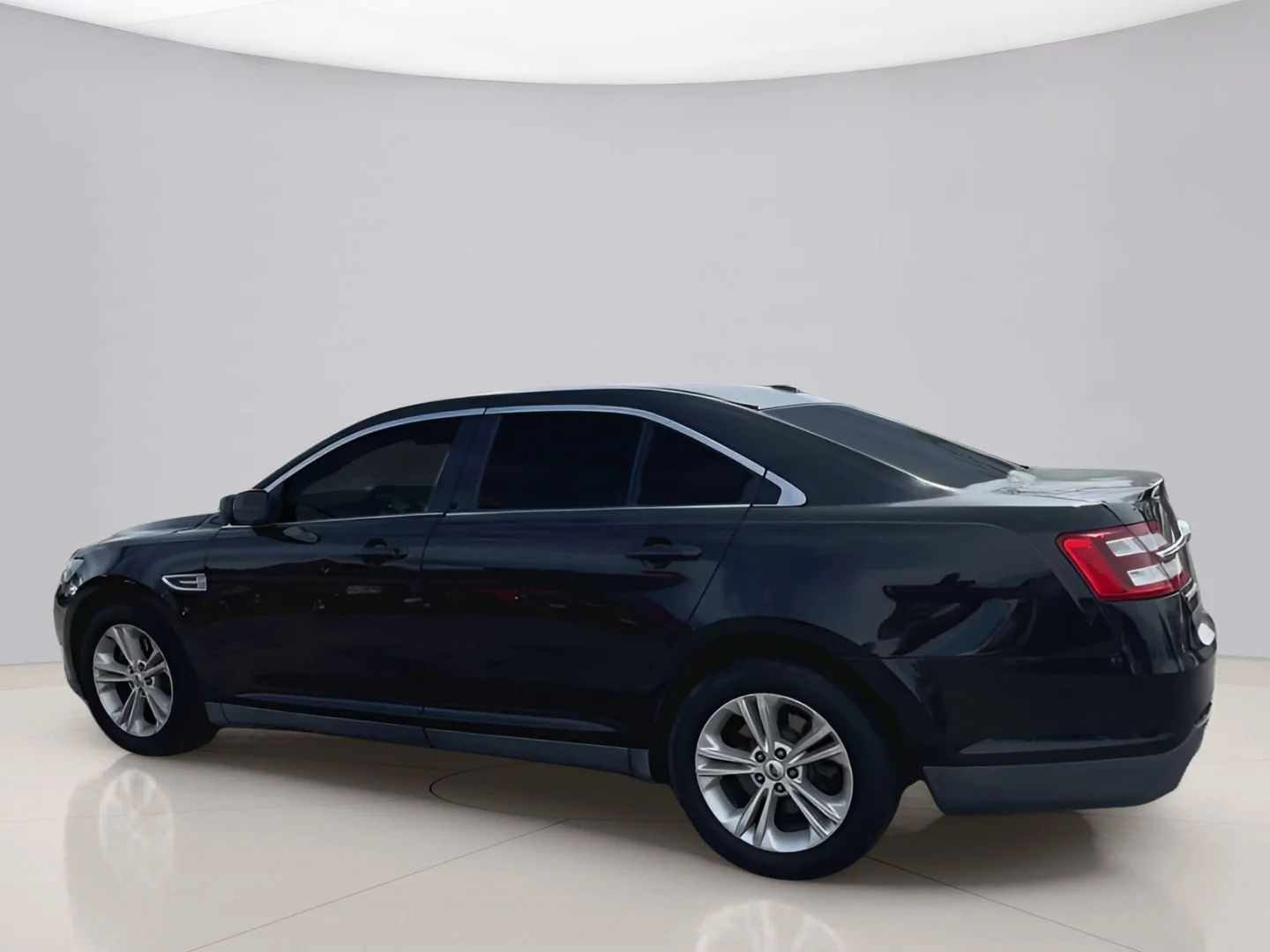 Used 2018 Black Ford SE image 6