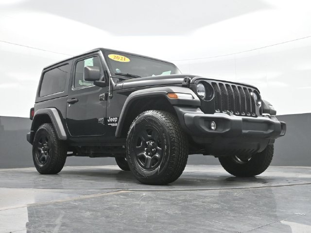 Used 2021 Black Jeep Sport image 23