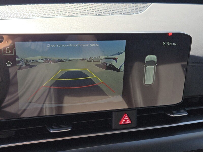 New 2026 Snow White Pearl Kia LXS image 14
