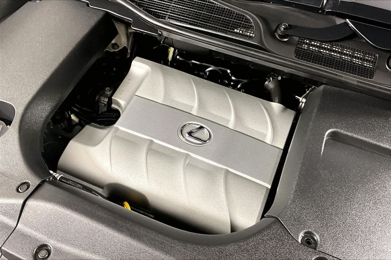 Used 2015 Starfire Pearl Lexus  image 31