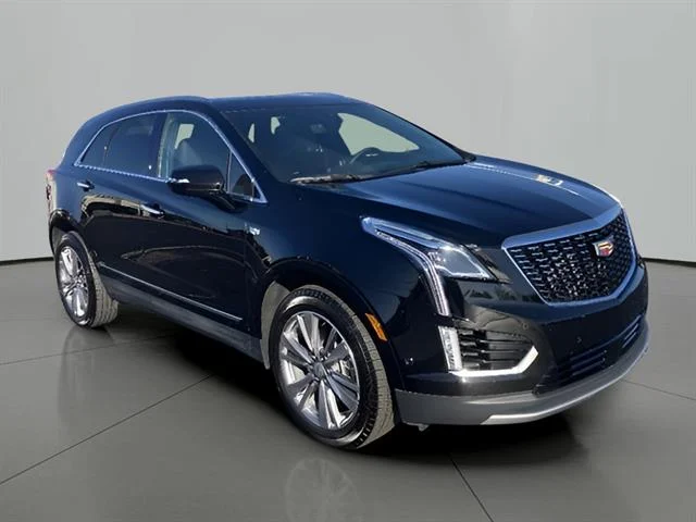 Certified Used 2025 Stellar Black Metallic Cadillac Premium Luxury image 7