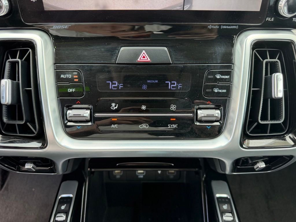 Used 2022 Glacial White Pearl Kia X-Line SX Prestige image 23
