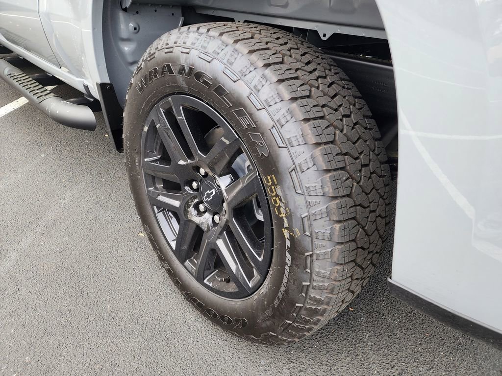 2025 Chevrolet Silverado 1500 RST - Photo 25