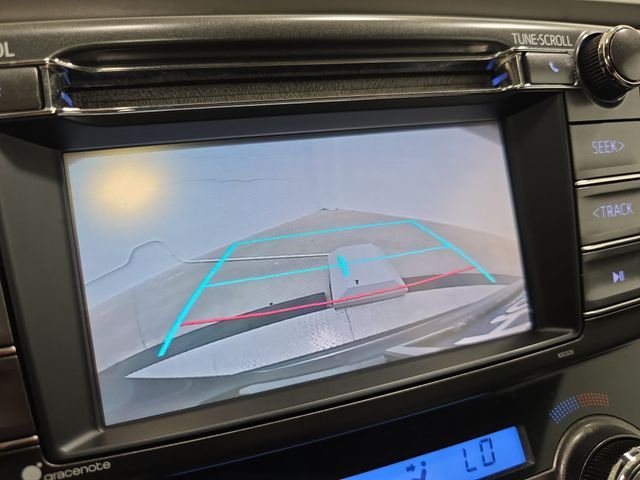Used 2015 Gray Toyota XLE image 20