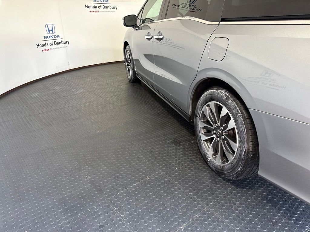 2023 Honda Odyssey EX-L - Photo 11