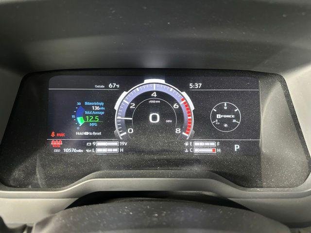 Certified Used 2026 PLATINUM WHITE PEARL MC. Toyota  image 5