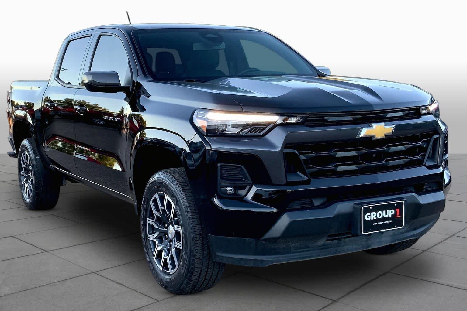 Used 2023 Black Chevrolet 2WD LT image 2