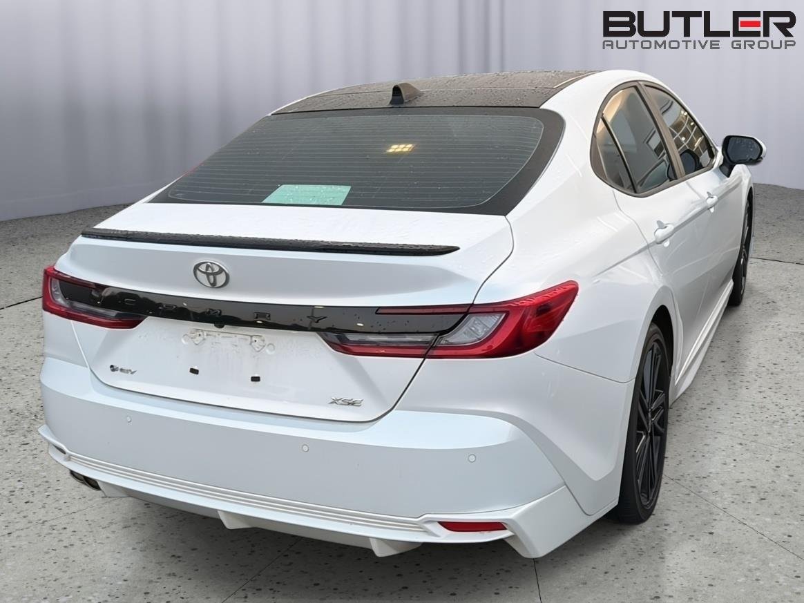 Used 2026 Wind Chill Pearl Toyota XSE image 7