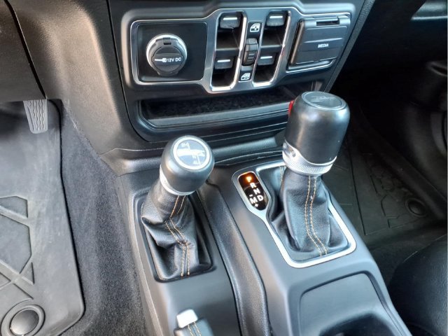 Used 2023 Gray Jeep High Altitude image 25