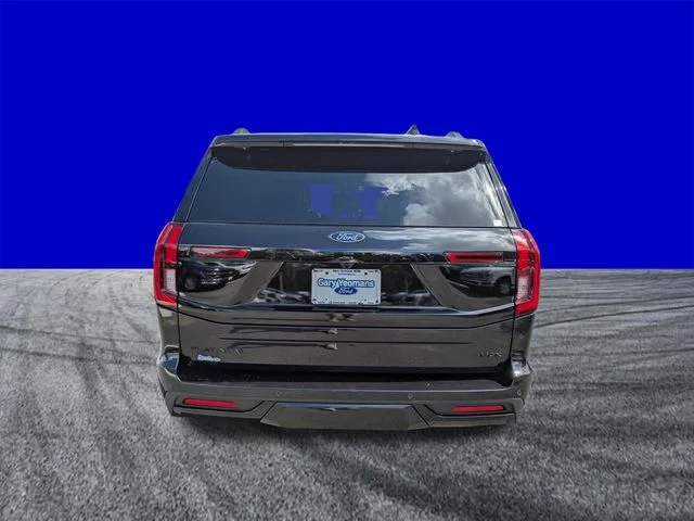New 2026 Agate Black Metallic Ford MAX Platinum® image 5