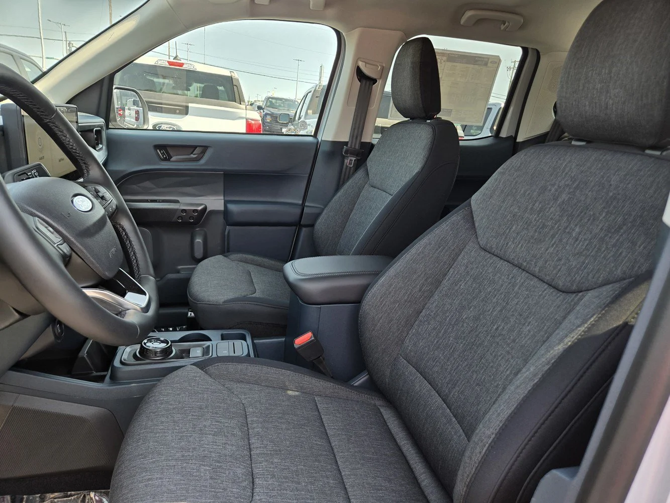 New 2026 Space White Metallic Ford XLT image 15