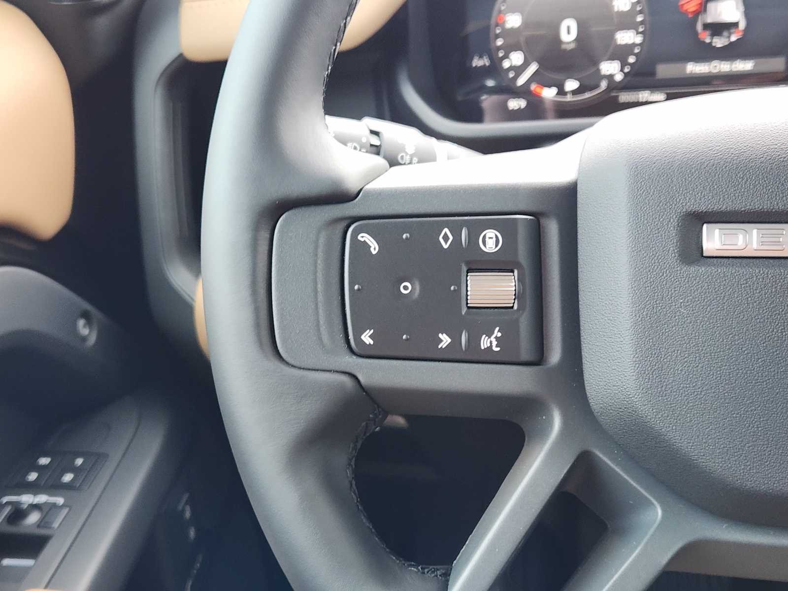 New 2026 Santorini Black LAND ROVER S image 27