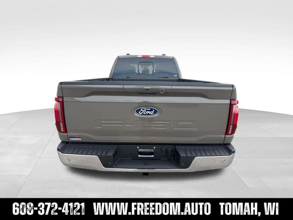 New 2026 Gray Ford Lariat image 4