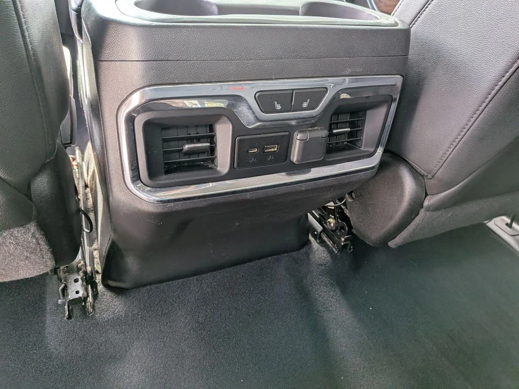 Used 2021 White GMC SLT image 28