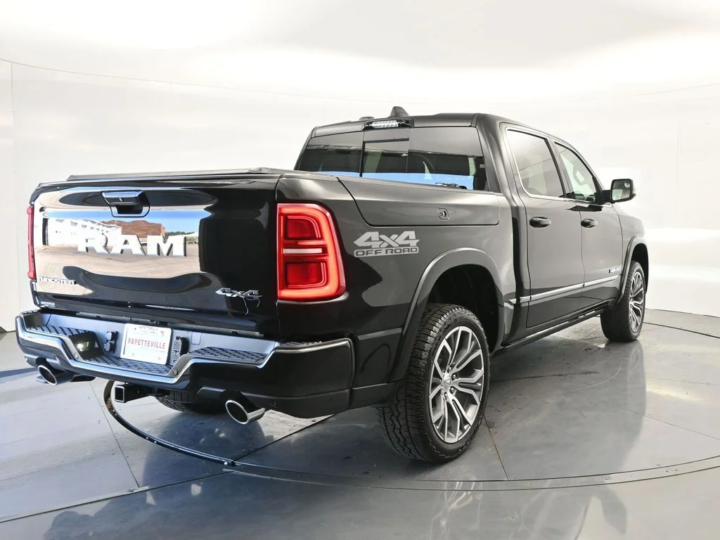 New 2026 Diamond Black Crystal Pearl-Coat Exterior Paint RAM Tungsten image 7