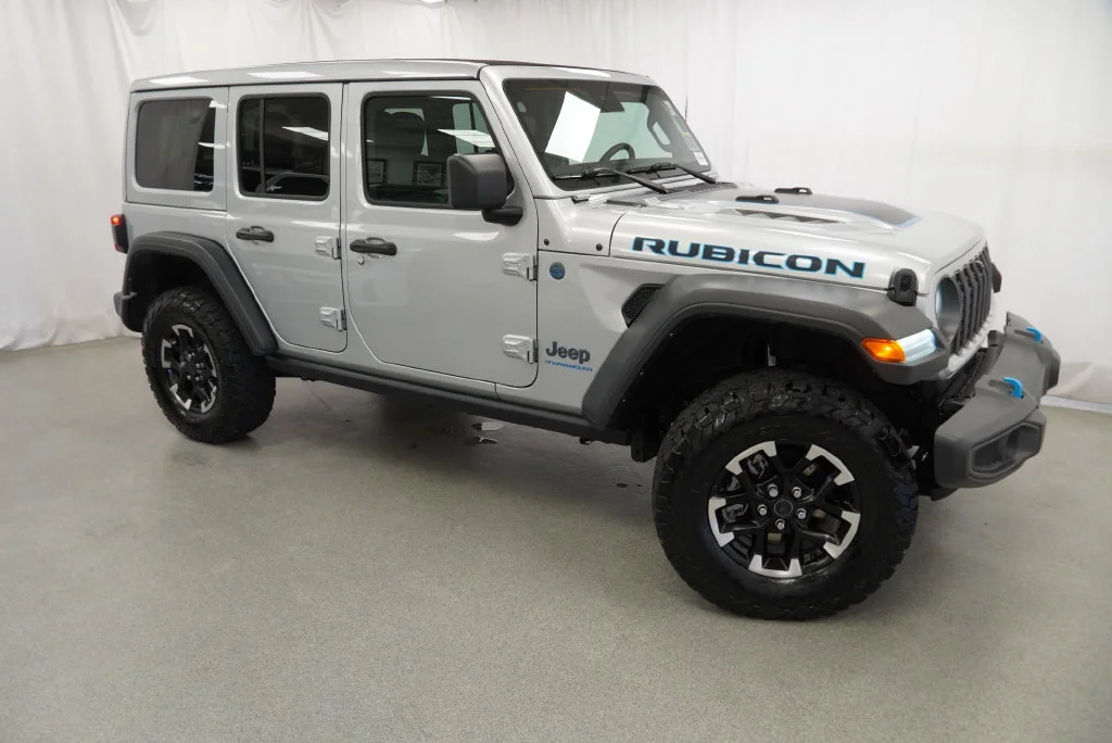 Used 2024 Silver Jeep Rubicon 4xe image 13