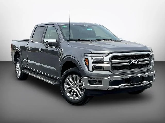 New 2026 Carbonized Gray Metallic Ford Lariat® image 15