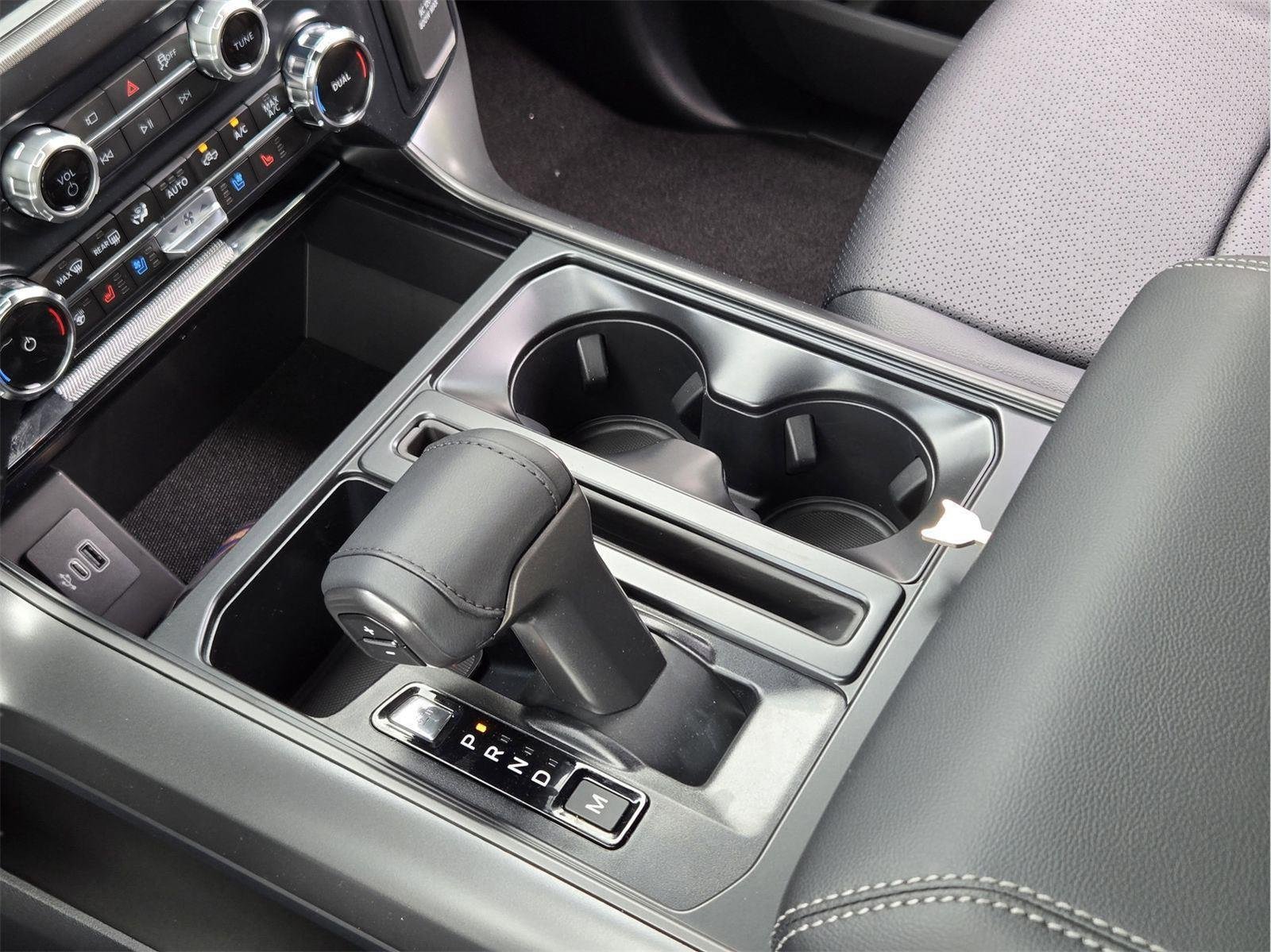 New 2026 Oxford White Ford Lariat® image 14