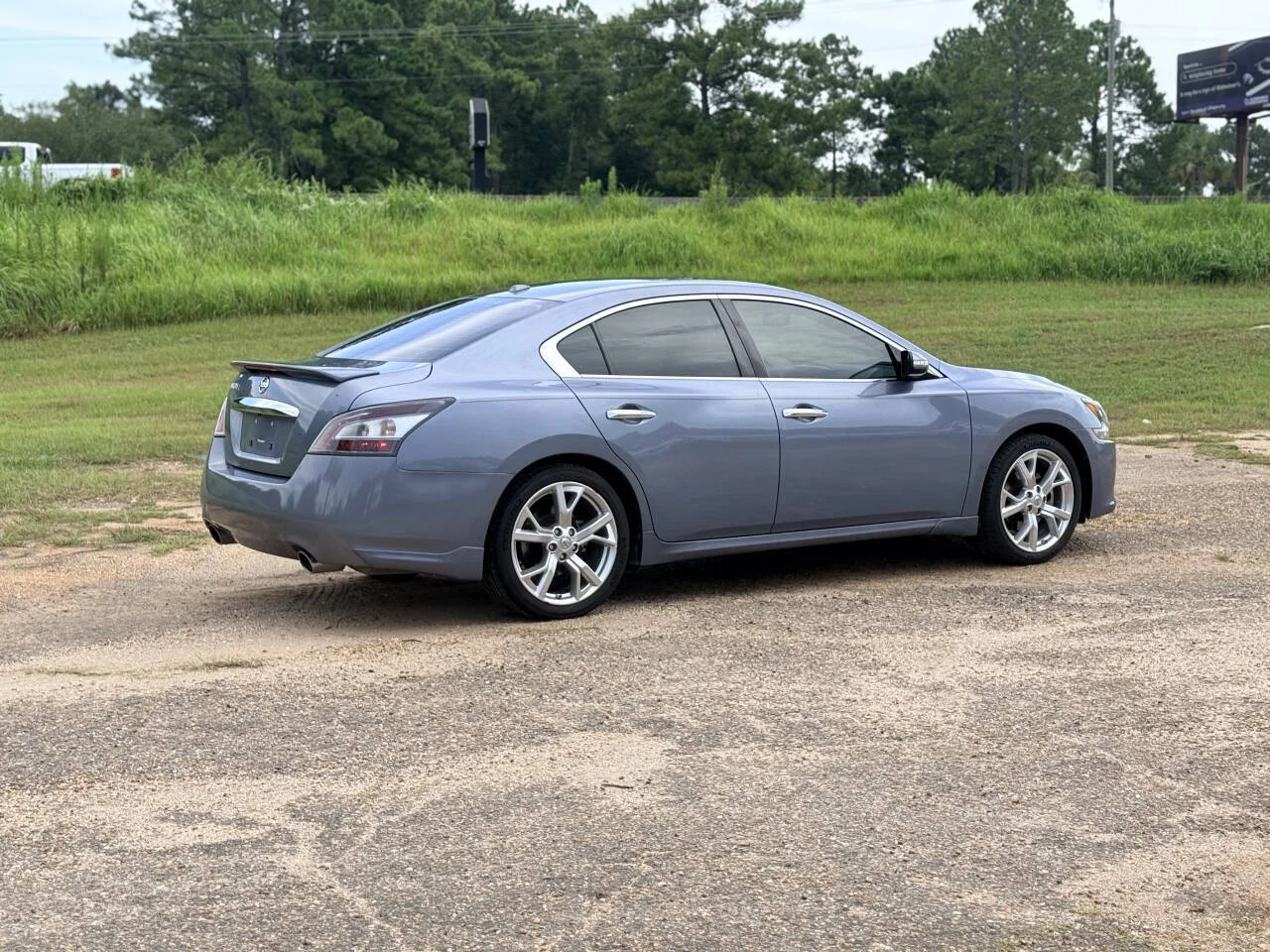 Used 2012 Other Nissan 3.5 SV 4dr Sedan image 5