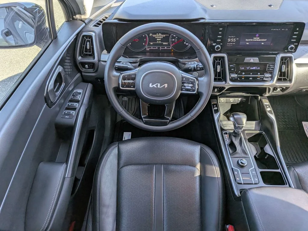 Used 2023 Silver Kia SX image 16