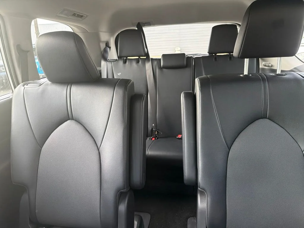 Used 2025 Silver Toyota XLE image 13