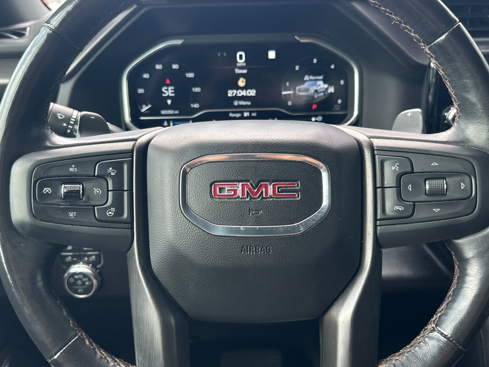 Used 2022 Summit White GMC AT4 image 22