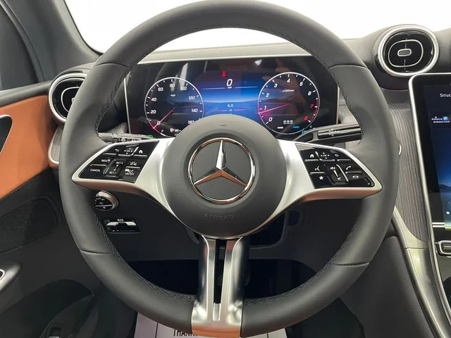 New 2027 White Mercedes-Benz GLC 300 image 25