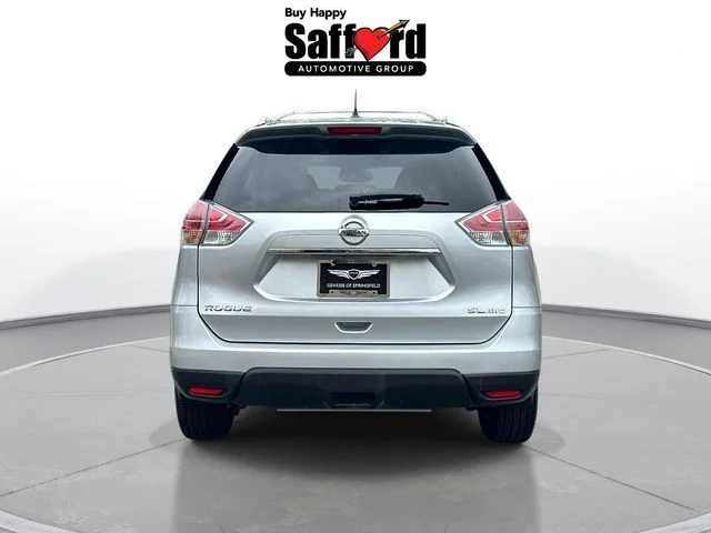Used 2015 Silver Nissan SL image 6