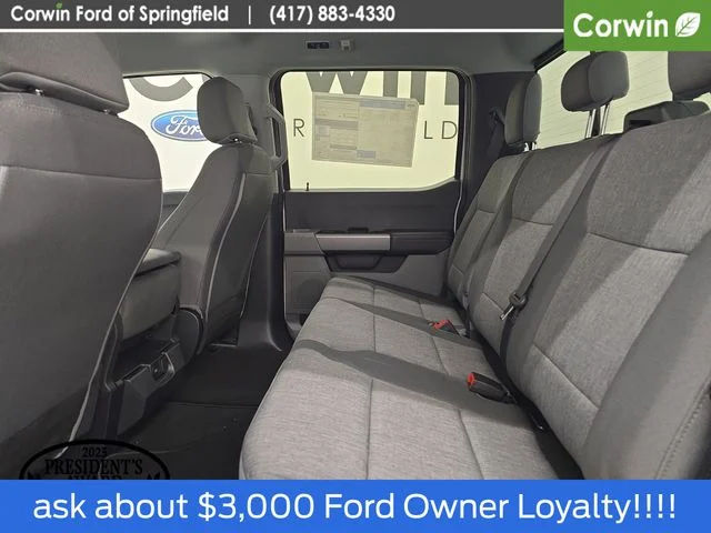 New 2026 Oxford White Ford F-250® XL image 21