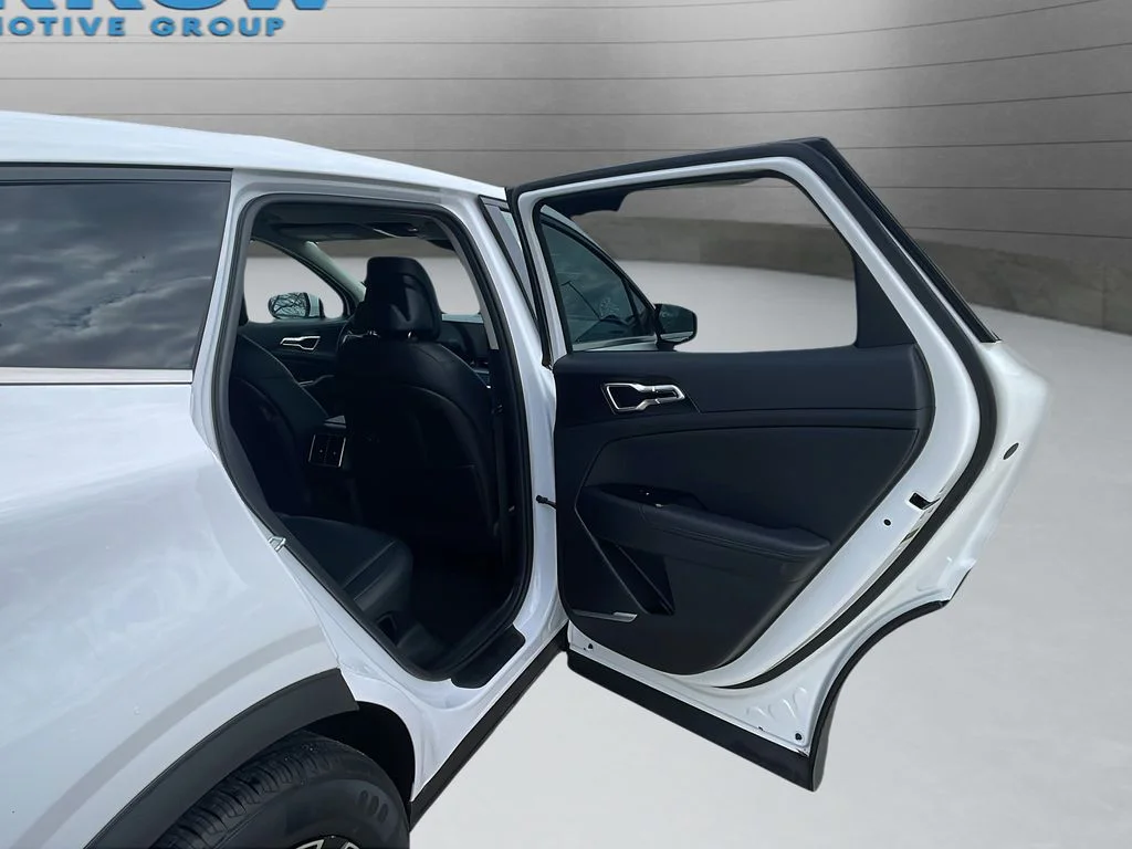 Used 2023 White Kia EX image 41
