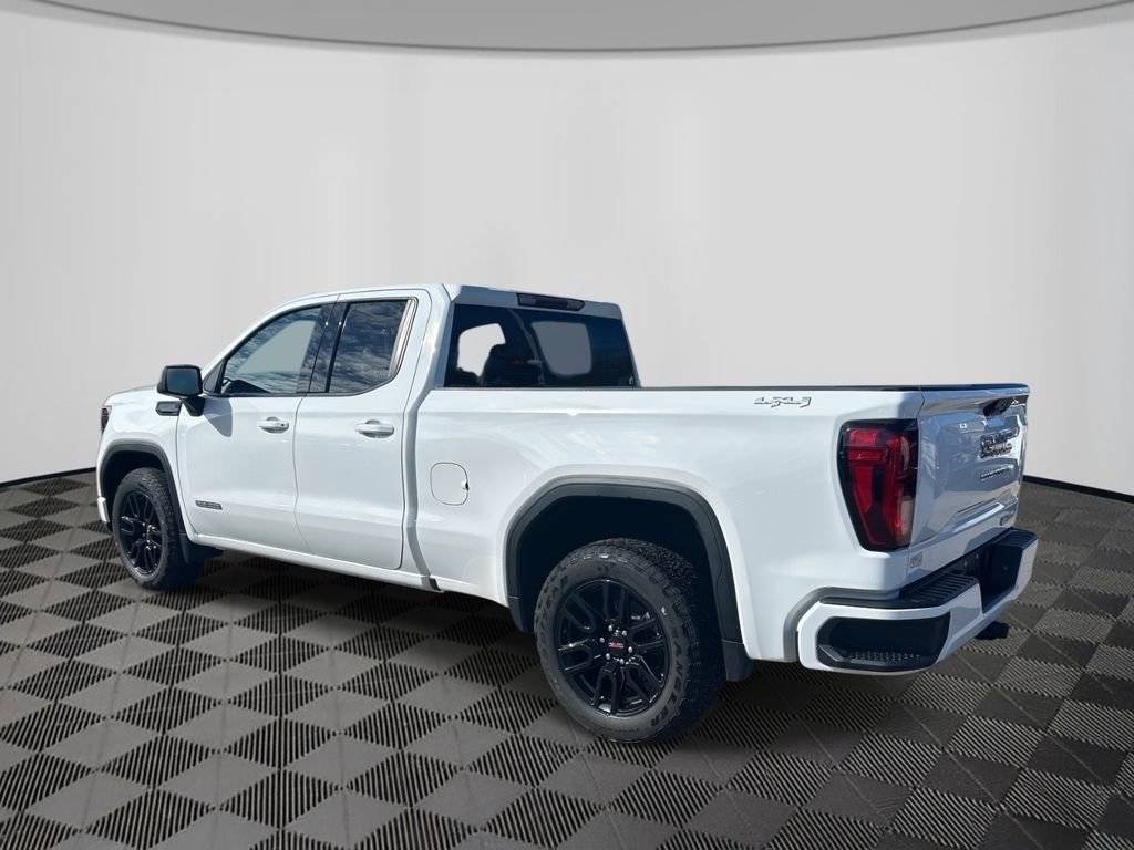Used 2024 White GMC Elevation image 7