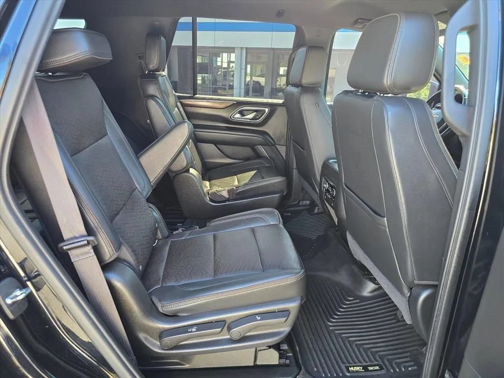 Used 2021 BLACK Chevrolet High Country image 14