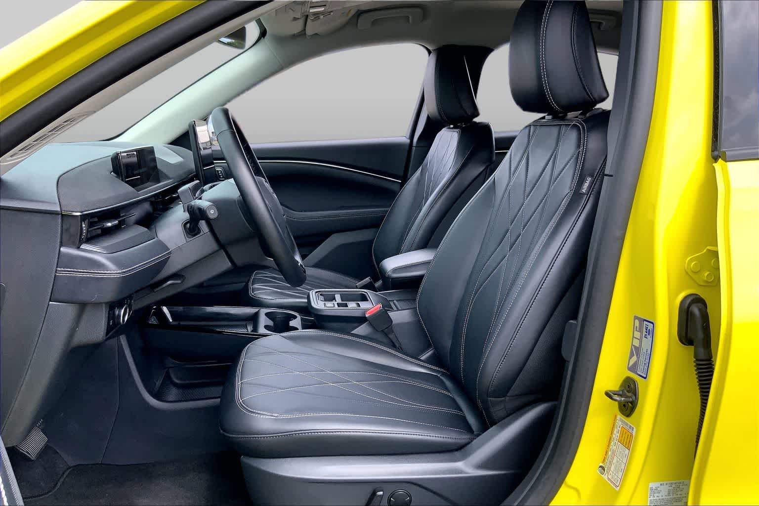 Used 2025 Grabber Yellow Ford Select image 7