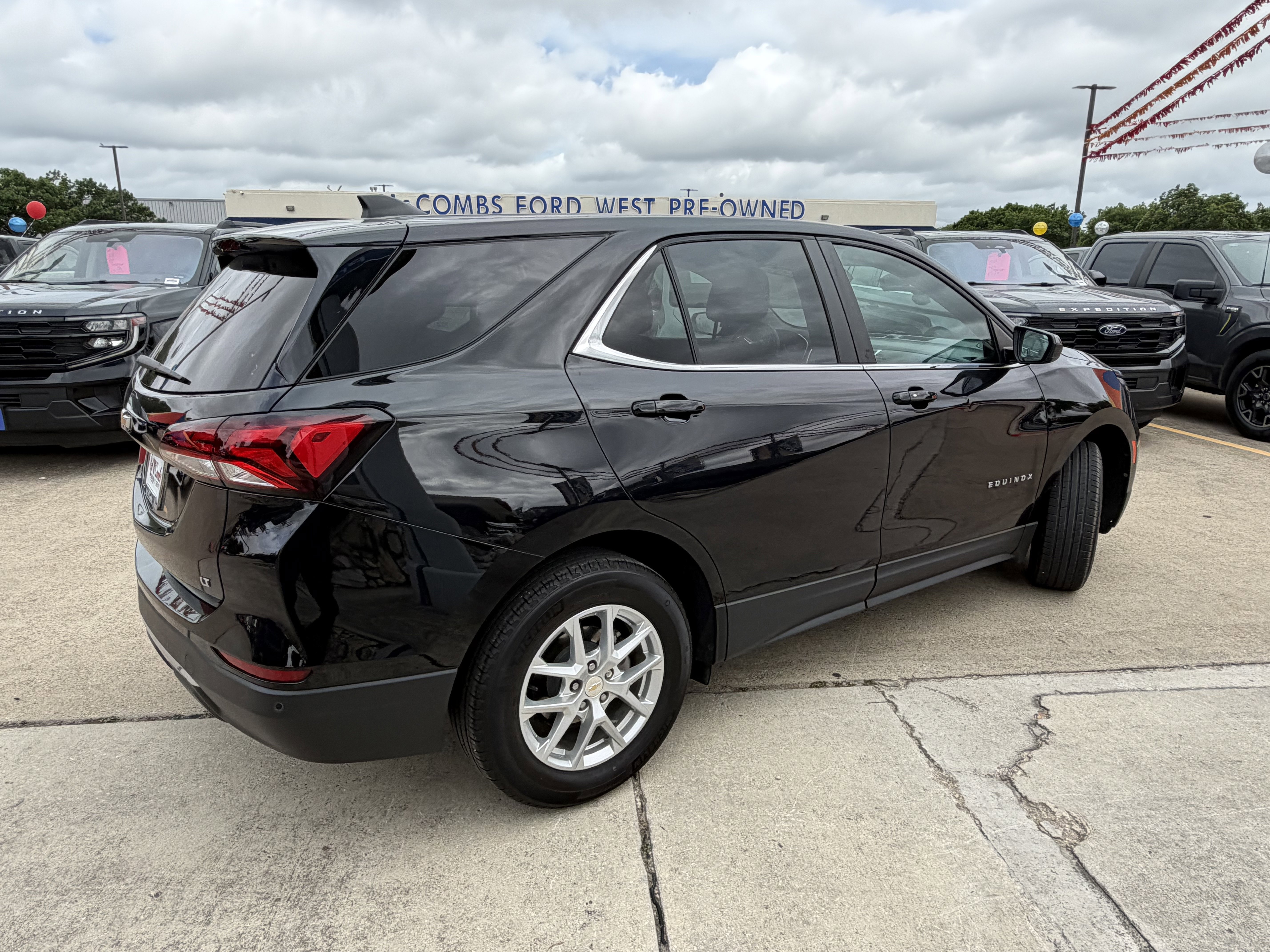 Used 2024 Mosaic Black Metallic Chevrolet LT image 6