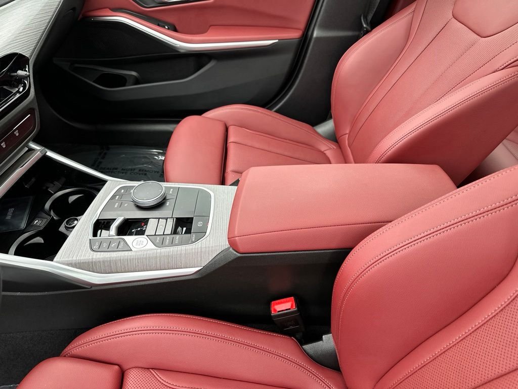 Used 2026 Skyscraper Grey Metallic BMW 330i xDrive image 18