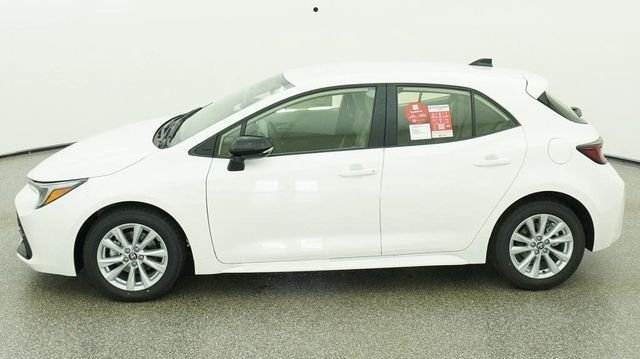New 2027 Ice Cap Toyota SE image 3