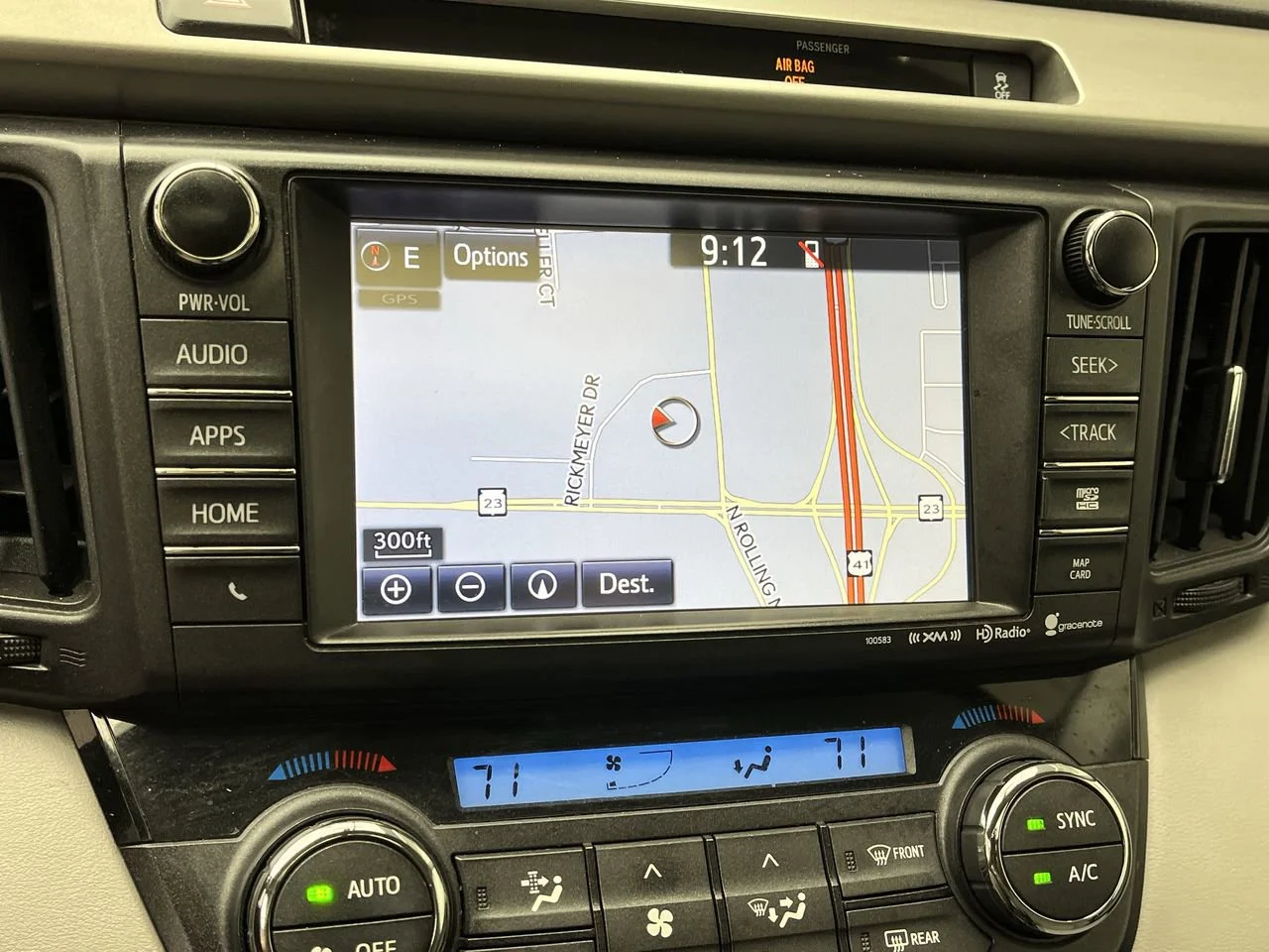 Used 2016 Gray Toyota XLE image 5