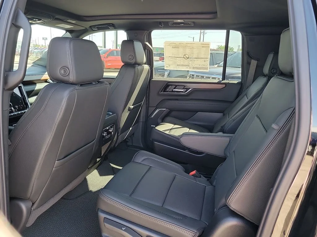 2026 GMC Yukon XL Denali - Photo 16