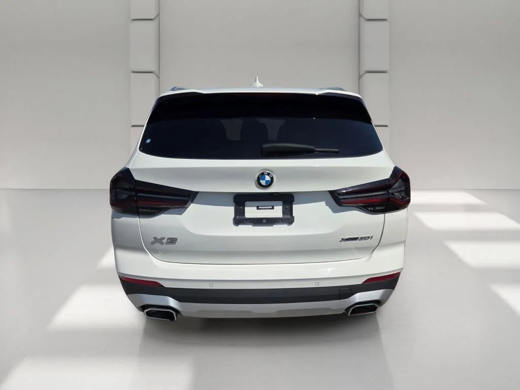 Used 2023 Alpine White BMW xDrive30i image 6