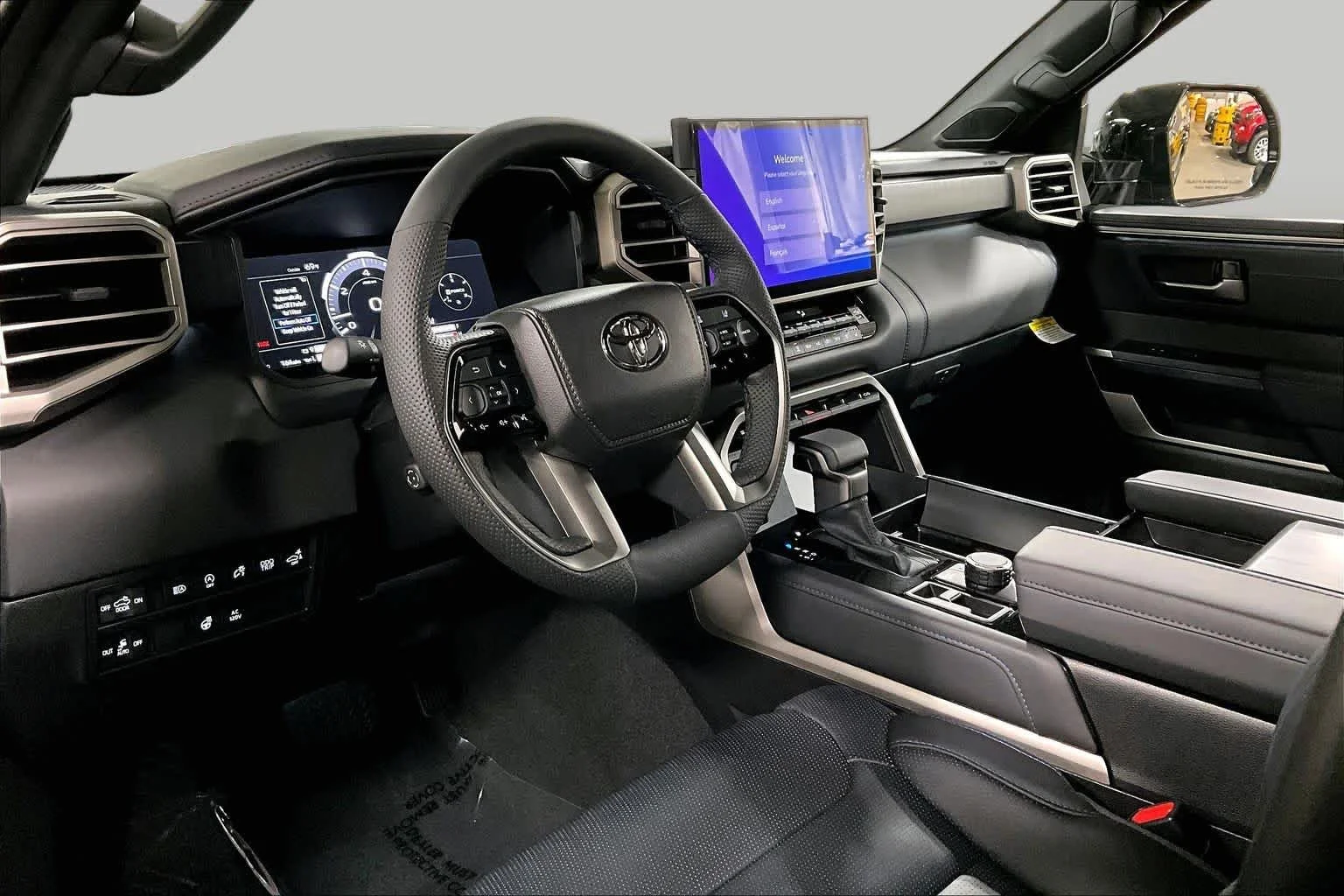 2026 Toyota Tundra Platinum - Photo 18