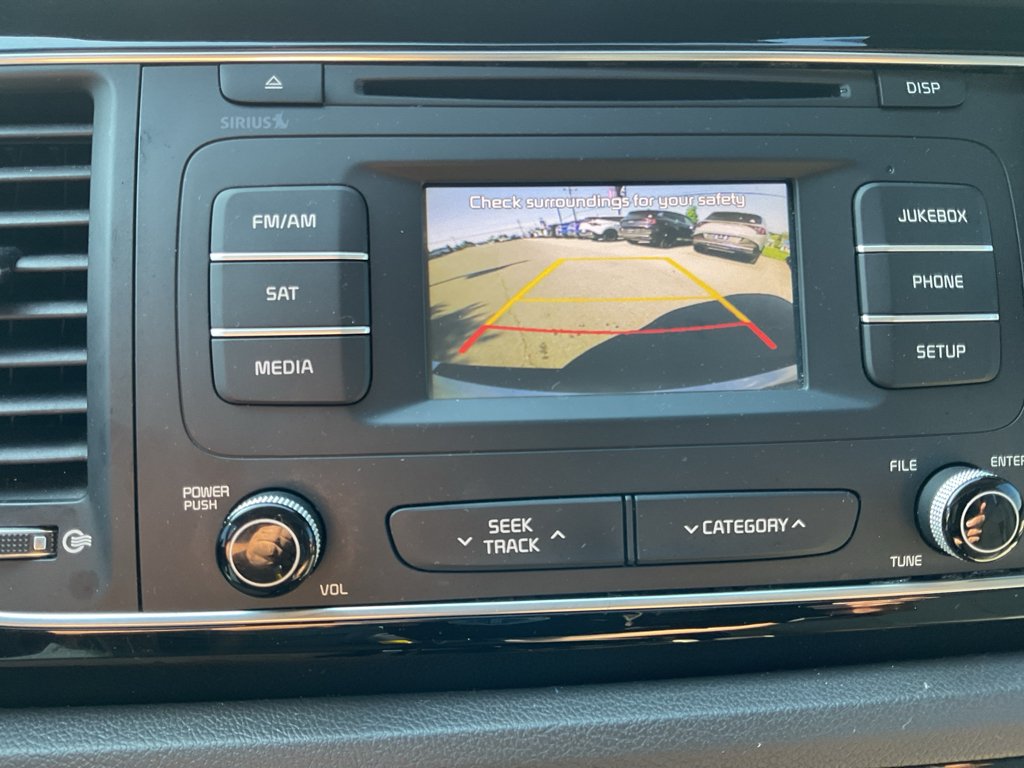 Used 2015 Snow White Pearl Kia EX image 22