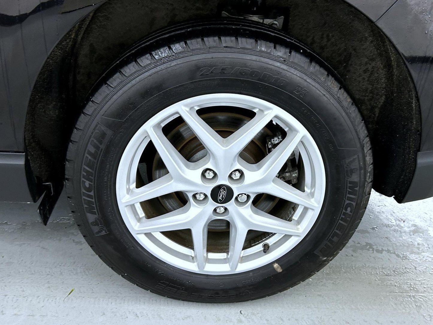Used 2024 Black Ford SEL image 23