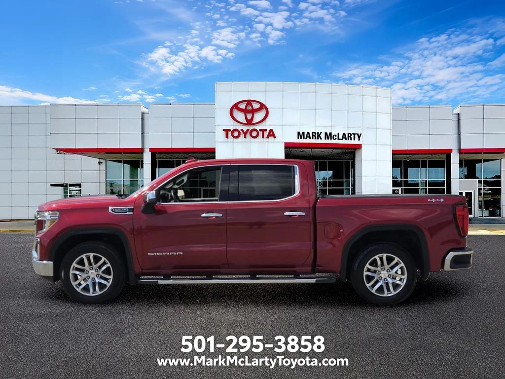 Used 2020 Red GMC SLT image 2