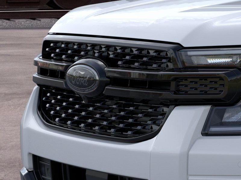 New 2026 Oxford White Ford XLT image 17