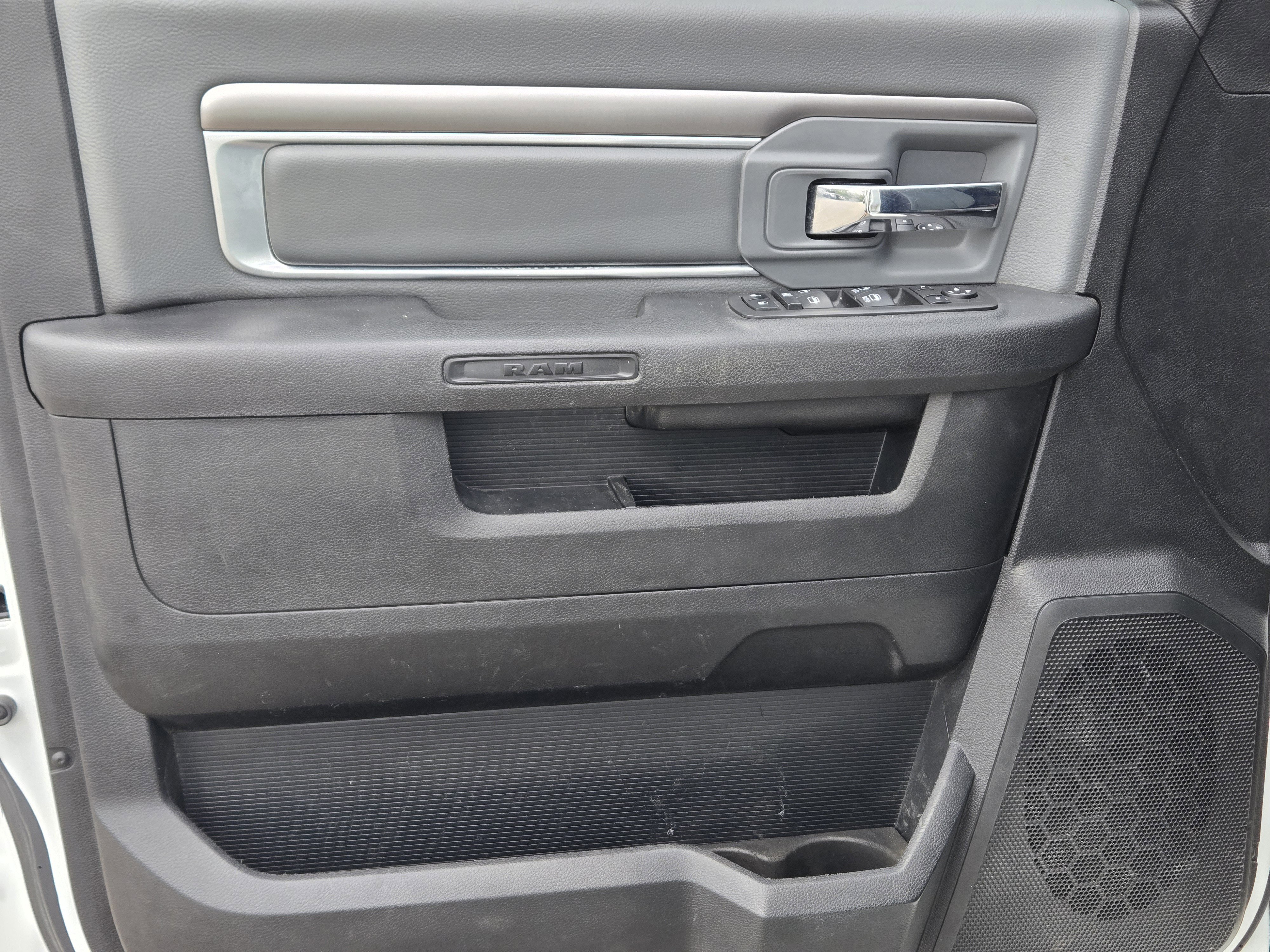 2023 RAM Ram 1500 Classic SLT - Photo 13