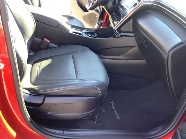 Used 2022 Calypso Red Hyundai SEL image 19