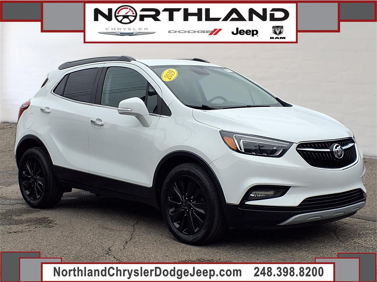2019 Buick Encore Essence's photo